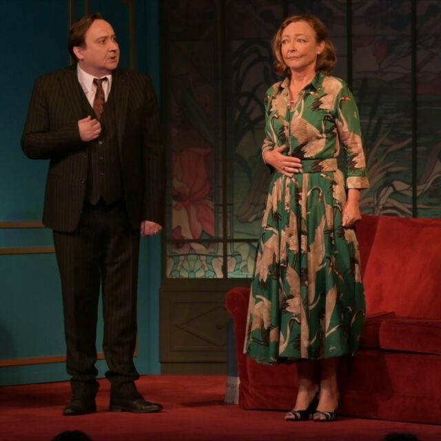 ✨PROLONGATIONS ✨
Suite au triomphe de la comédie « Lorsque l’enfant paraît » mise en scène par @michelfauofficiel, venez assistez au spectacle jusqu’au 2 avril au Théâtre de la Michodière 🐇
N’attendez plus pour réserver vos places ! 
#comédie #catherinefrot #michelfau #andreroussin #theatre #theatreparisien #sortiraparis #theatredeboulevard